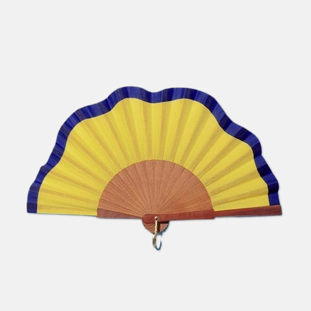 Fluid shapes mini fan